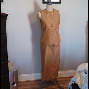 Suit with matching skirt and top.